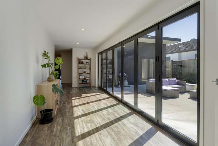 23 Pine Crest Drive Richmond_10