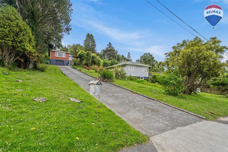 10 Sheehy Grove Wainuiomata_19