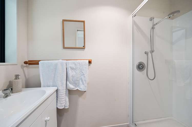 1A Reading Street Greytown_33