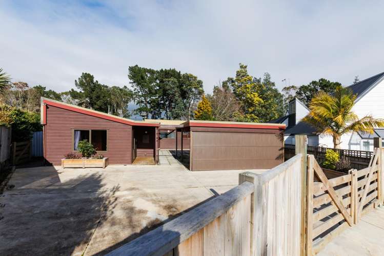 5 Fernwood Place Fitzherbert_12