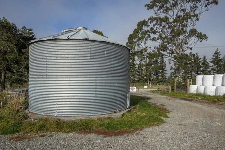 77 Bleak House Road Darfield_25