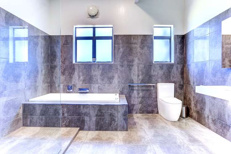 31 Longbeach Drive Castlecliff_13