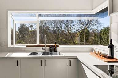 31 Busby Hill_3