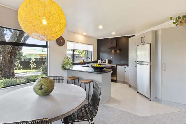 2/2 George Street Mangere East_3