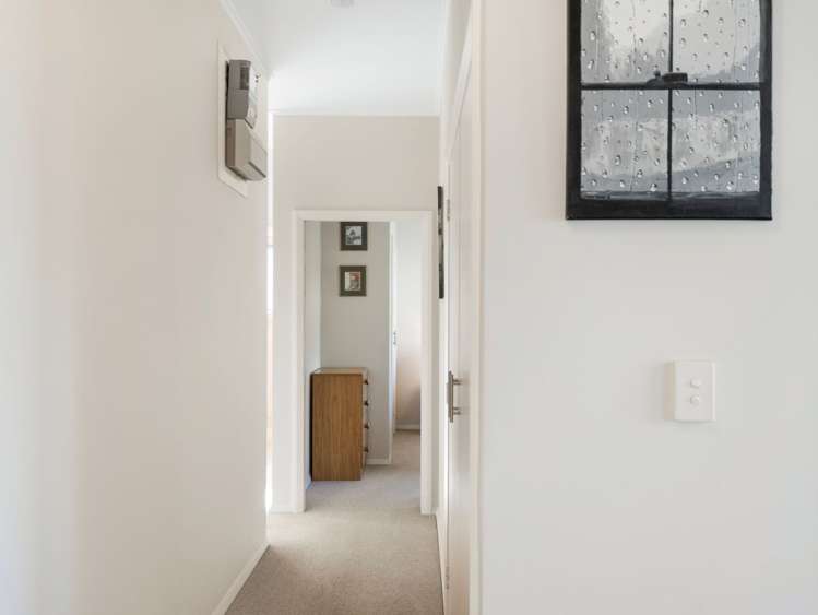 66 Great North Road Saint Johns Hill_11