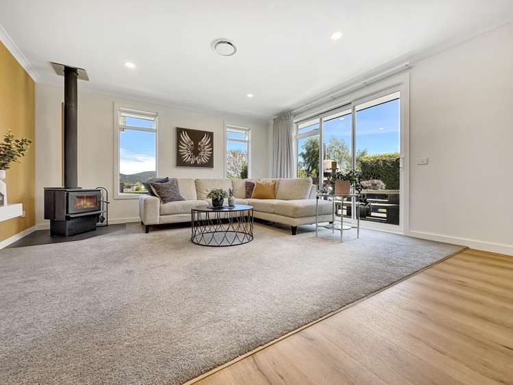 19 Montgomery Crescent Kinloch_13