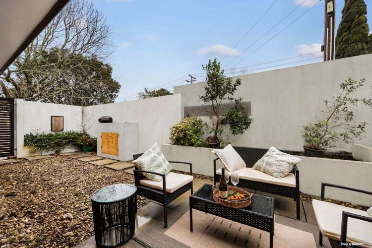 1/11 Smale Street Point Chevalier_5