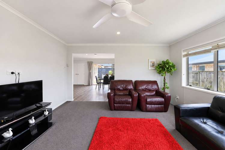 93 Puhirake Crescent Pyes Pa_9