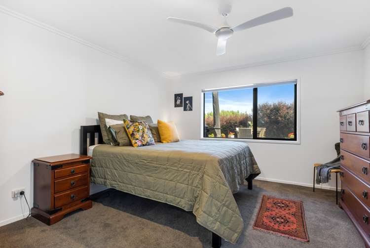 28 Columbia Crescent Beachlands_34