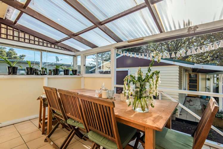 37 Sunnyhaven Avenue Beach Haven_16