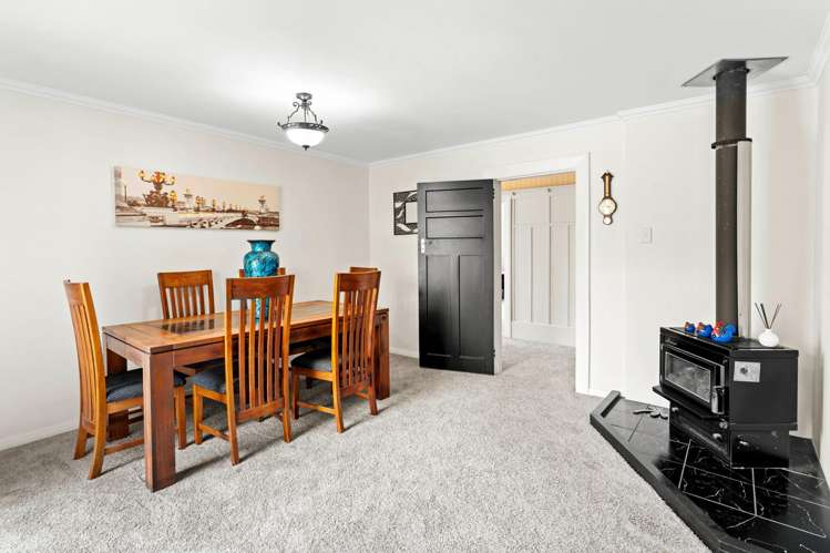 14 Kennedy Street St Clair_12