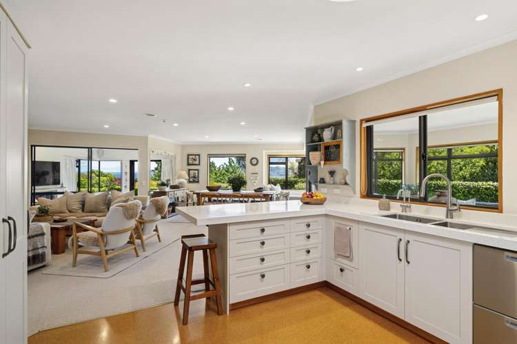 22 Fairview Terrace Waipahihi_1