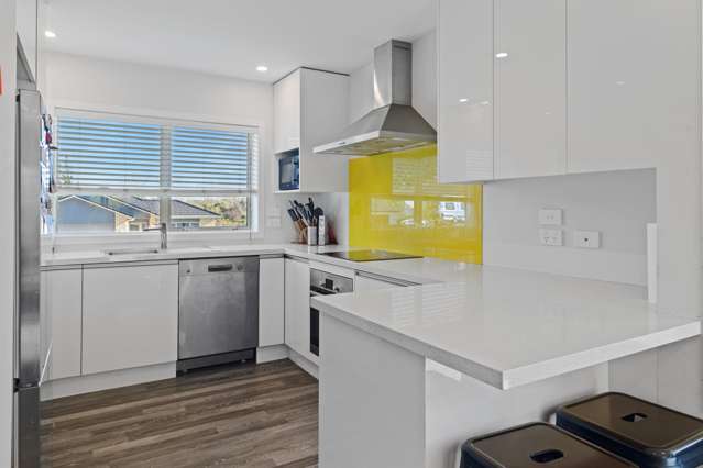 36 Alpers Ridge Leamington_2