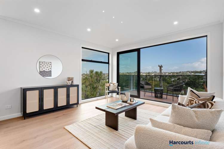 545 Beach Road Murrays Bay_14