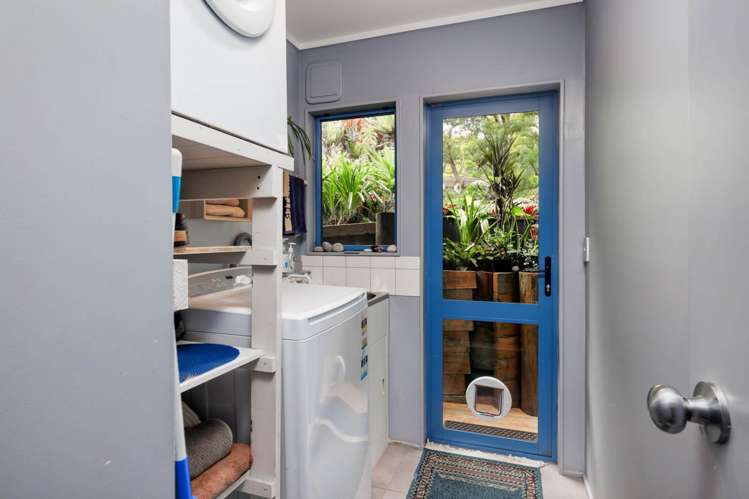 114 School Road Paihia_11