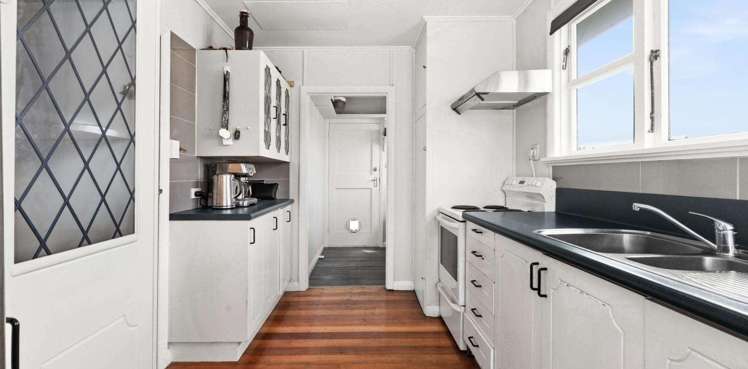 2a Savage Crescent 2105_1