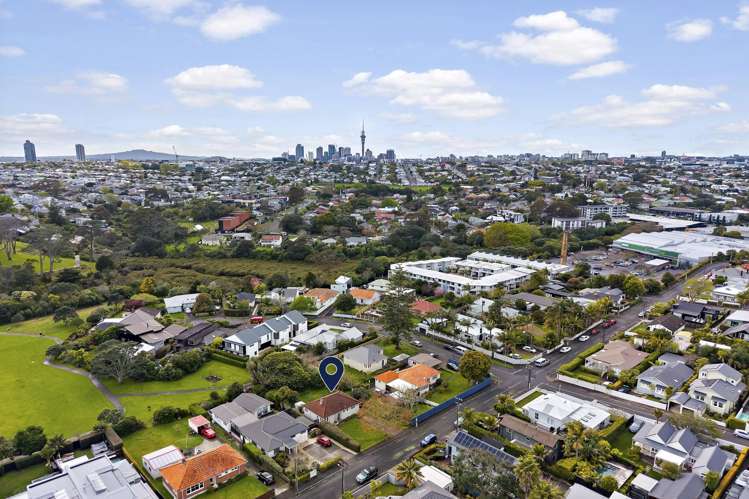35 Regina Street Westmere_15
