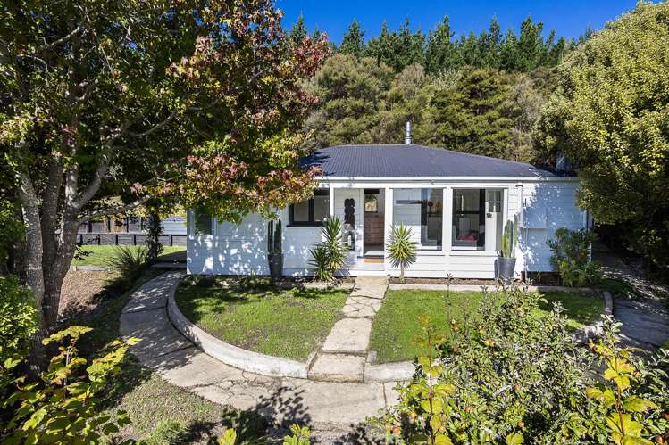 112 Doctors Point Road_1