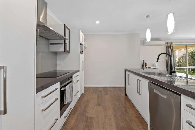 3 Twain Crescent Owhata_5