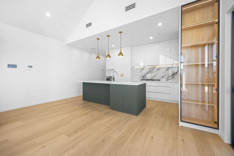 18 Tuwai Crescent Opaheke_9