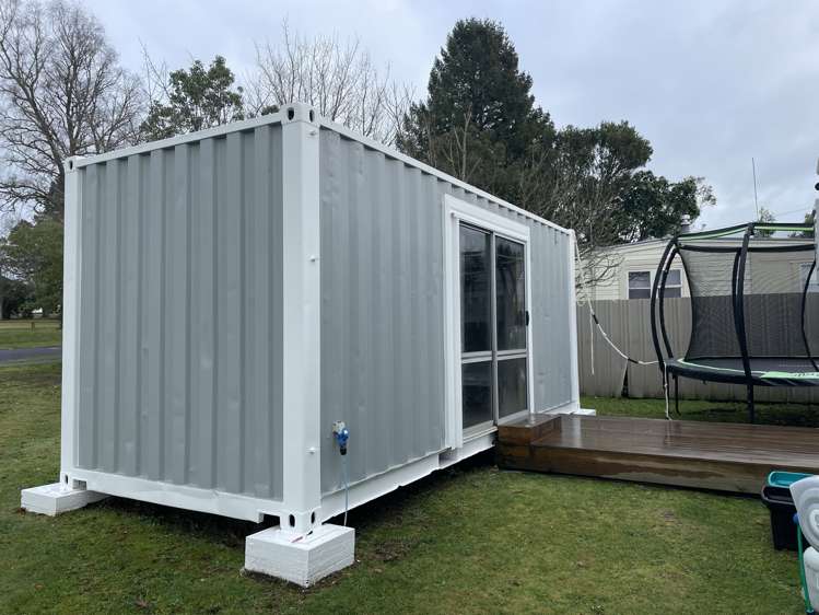 3 Lake Road Mangakino_18