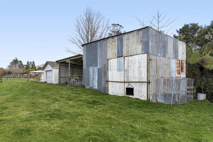 1870 Egmont Road Inglewood_27