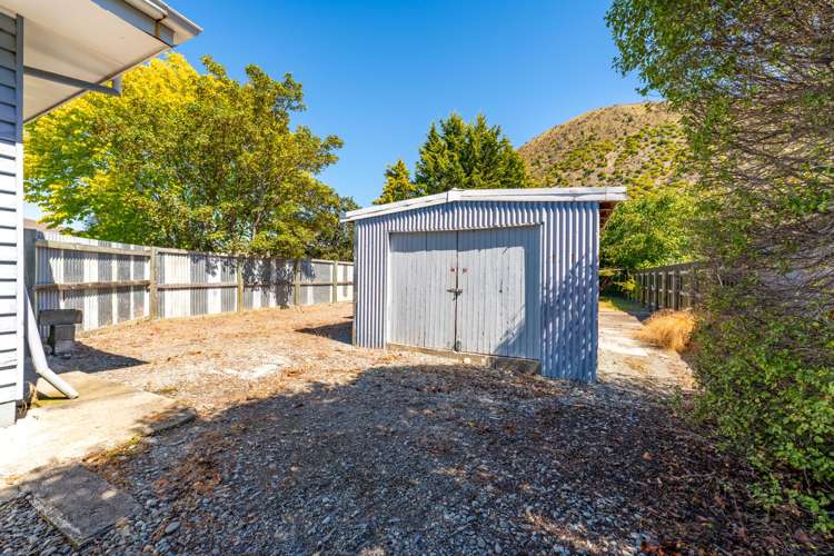 77 Bledisloe Street Kurow_17