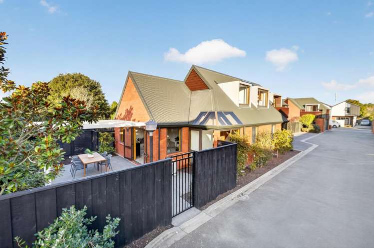 12/37 Cornwall Street Saint Albans_38