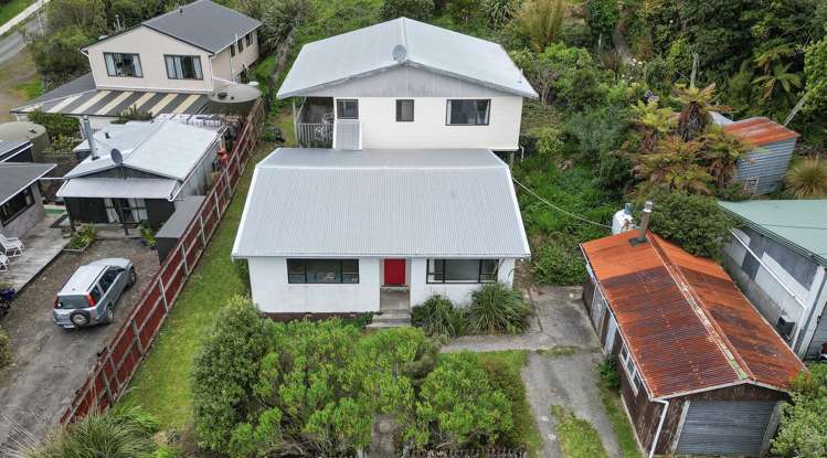 33 Main Road Stewart Island_21