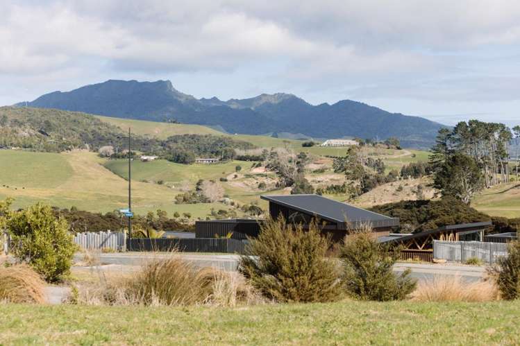 3 Omahina Street Raglan_12