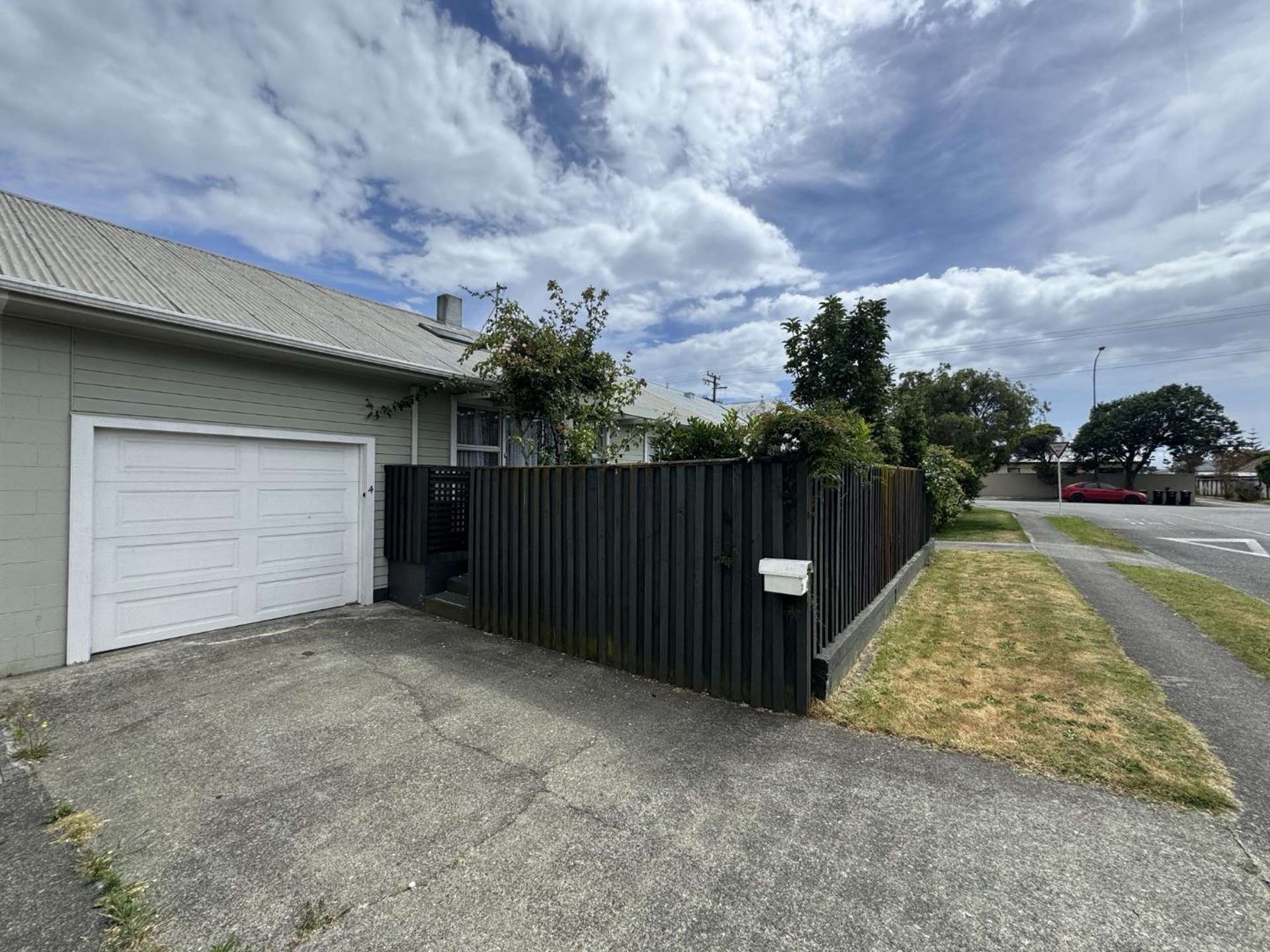 2/4 Otterson Street Tahunanui_0