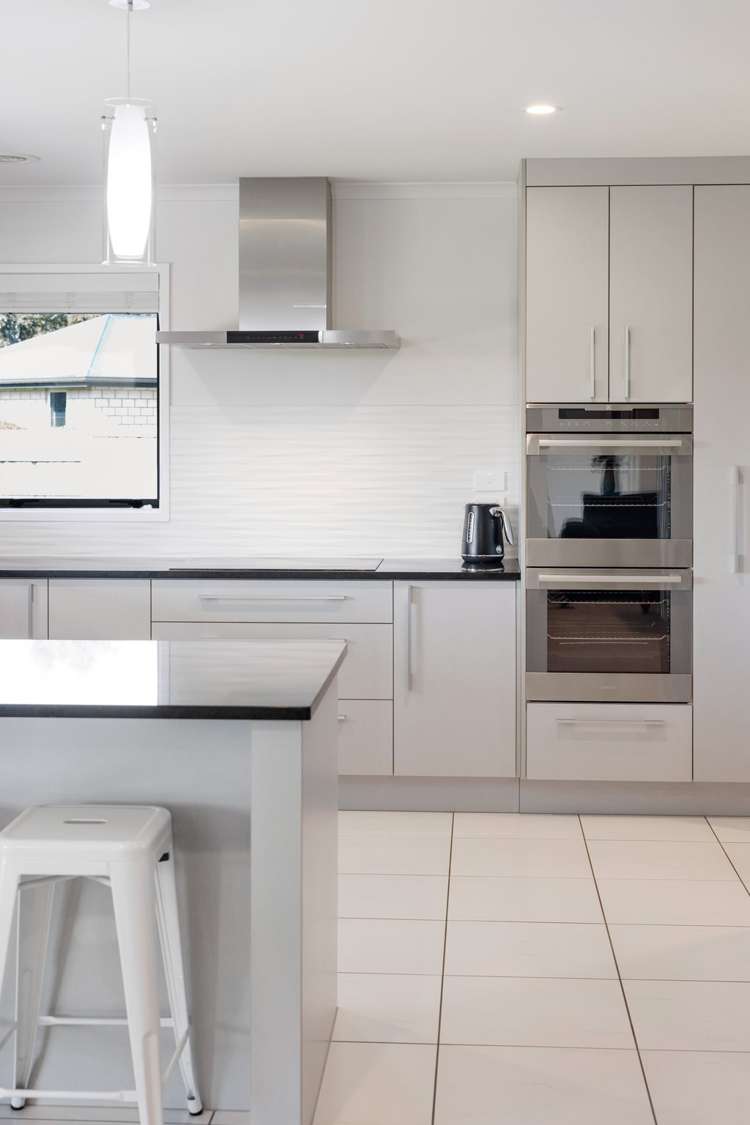 45 Plescher Crescent Leamington_10