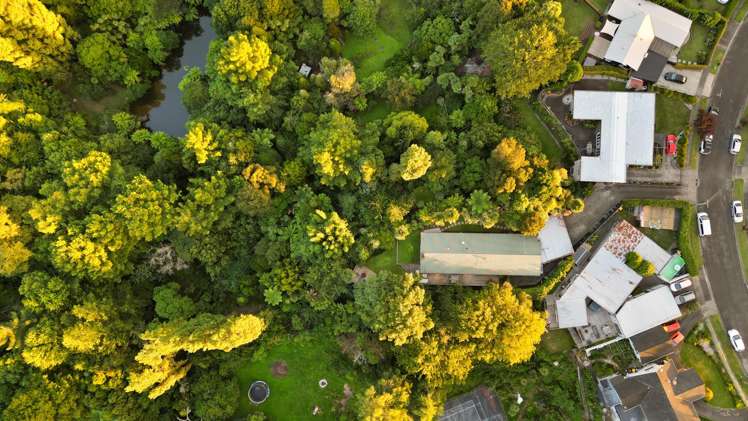 24 Tudor Crescent Chedworth_12