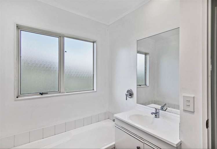 17a Orion Street Papakura_15