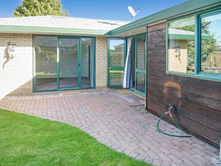 29 Roydon Drive Templeton_19
