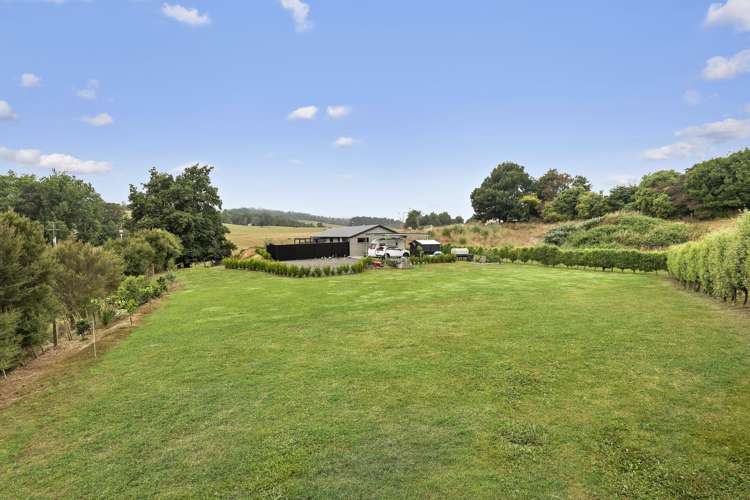 10 Tari Road Pukeatua_19