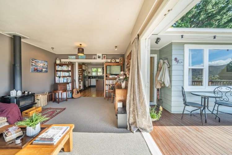 121 Wainuiomata Road Wainuiomata_5