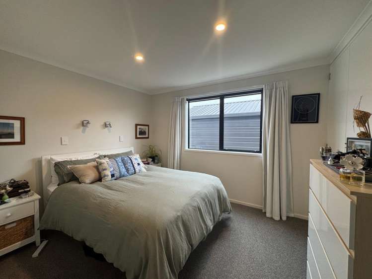  34 Walton Street Bulls_6