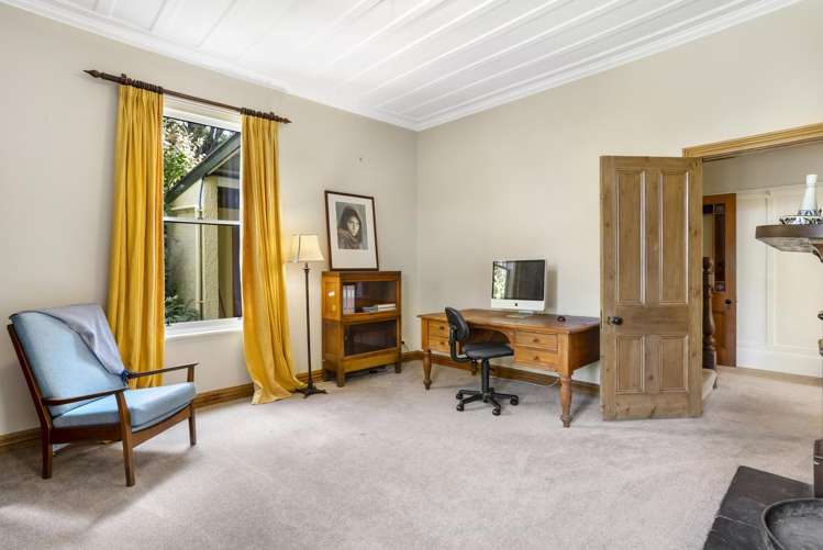 9 Scarba Street Roslyn_21