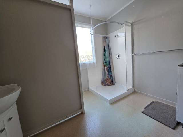 68A Montreal Grove Kingston_4