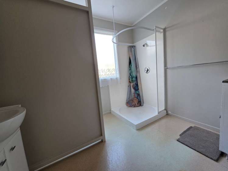 68A Montreal Grove Kingston_4