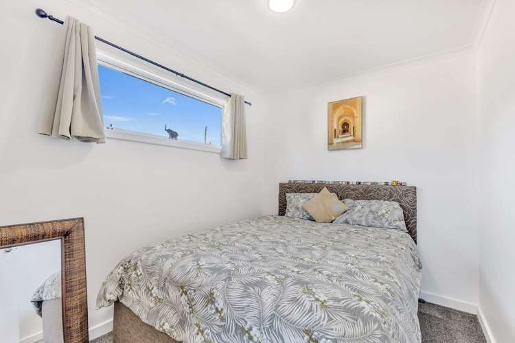 16 Alberta Road Glen Avon_11