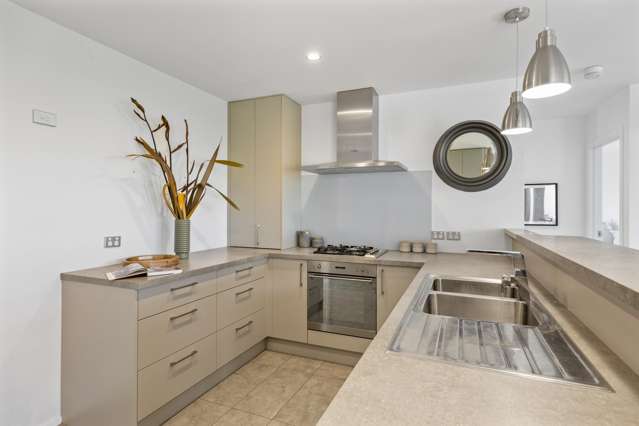 6 Buckingham Court Wakatu_4