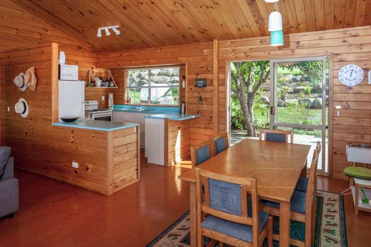 109 Bambury Place Onemana_7