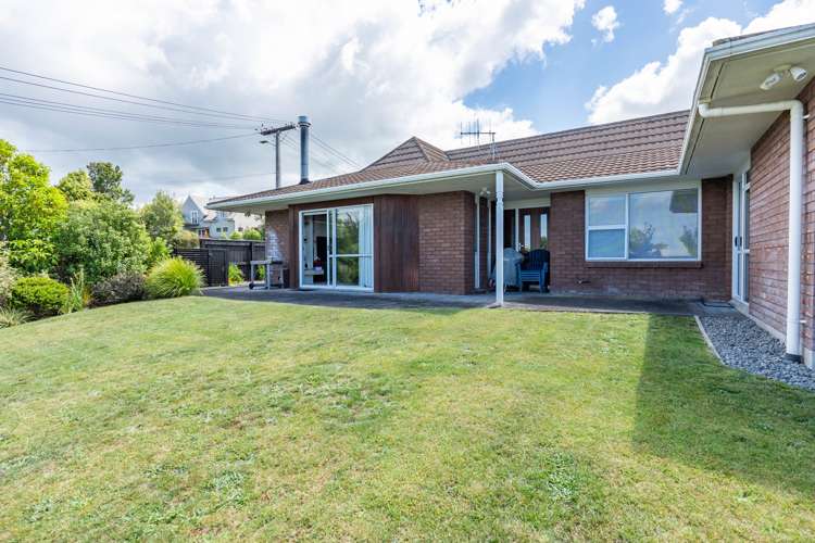 1 Te Hatepe Avenue Taupo_14