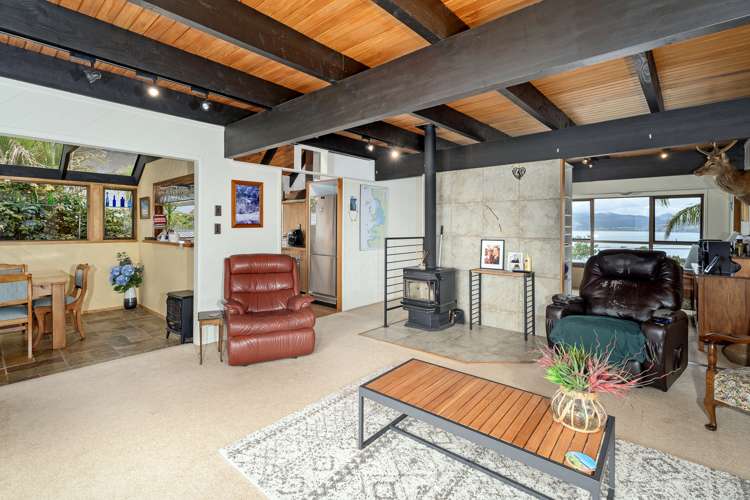 1980 Wyuna Bay Road Coromandel ThamesCoromandel Houses for Sale