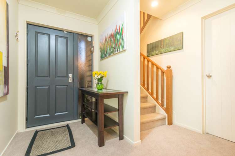 19 Springwater Vale Unsworth Heights_23