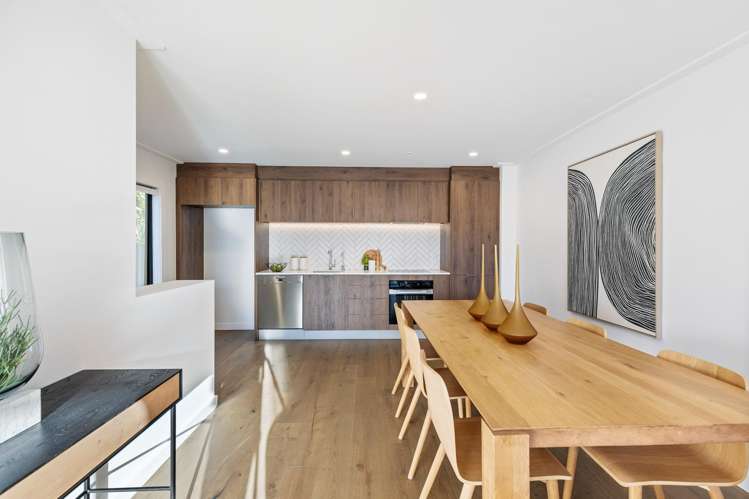 1/98 Walker Road Point Chevalier_6