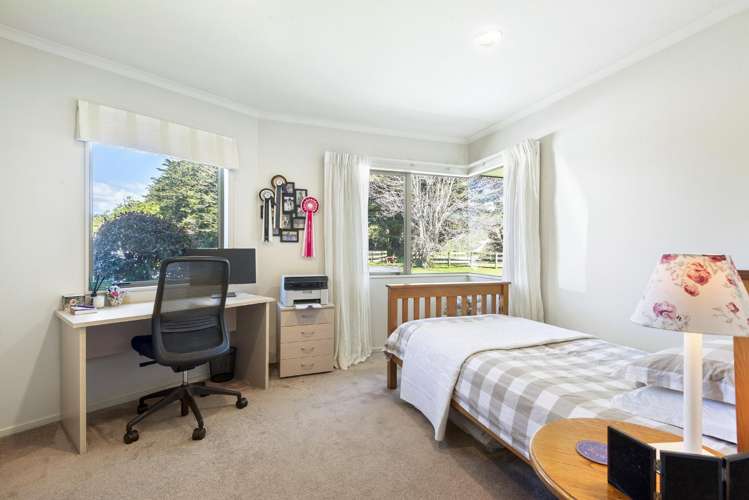 19 Valley Road Waitoki_18