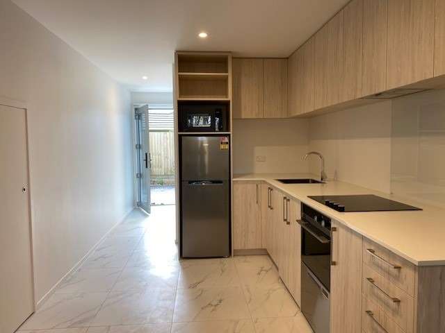 Studio apartment in Merivale